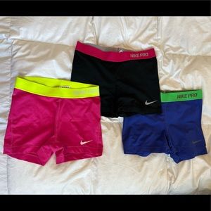 Like New Nike Spandex Shorts Size M